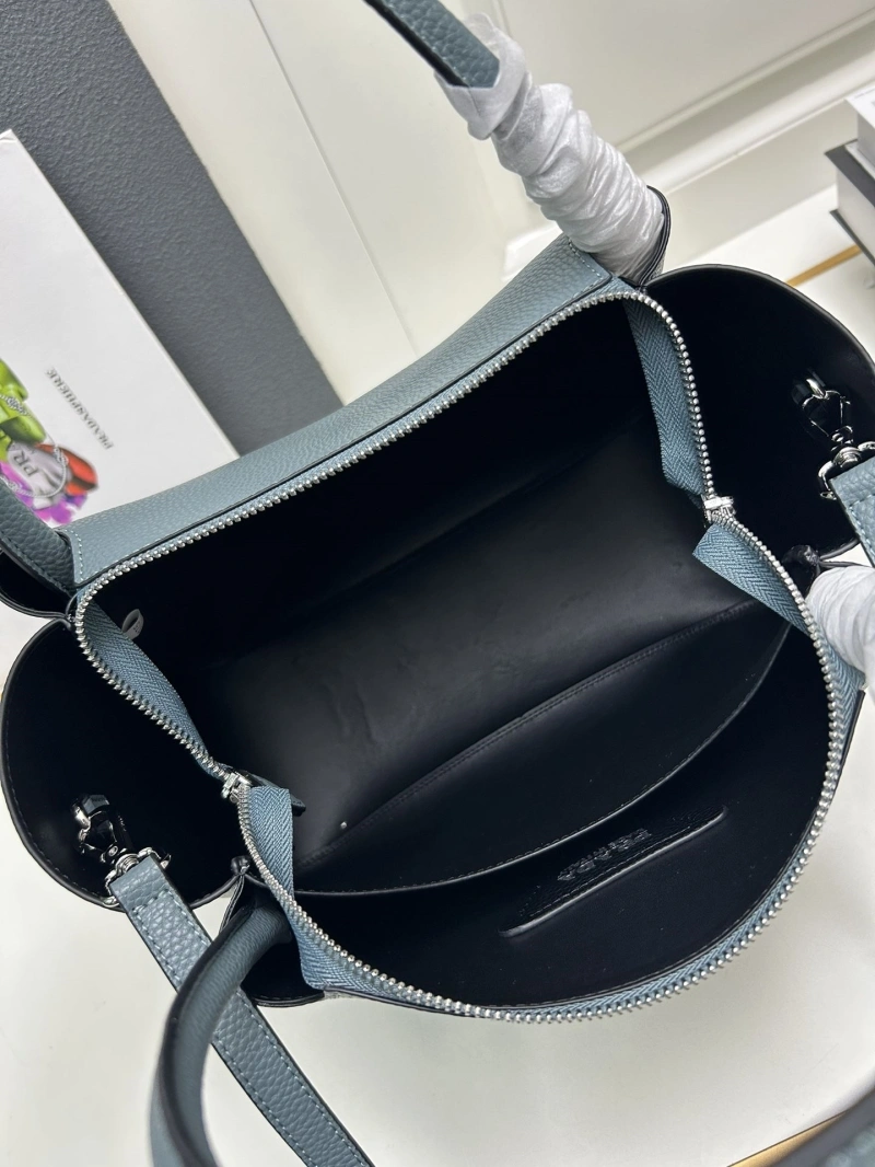 Prada Top Handle Bags 4224-0200