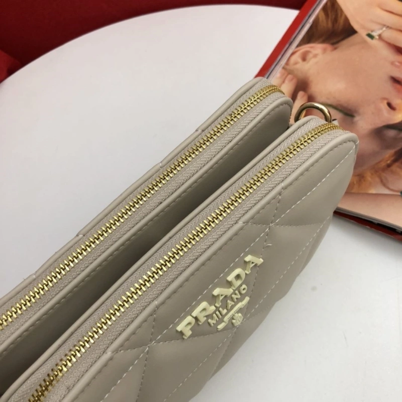 Prada Satchel Bags 4224-0217