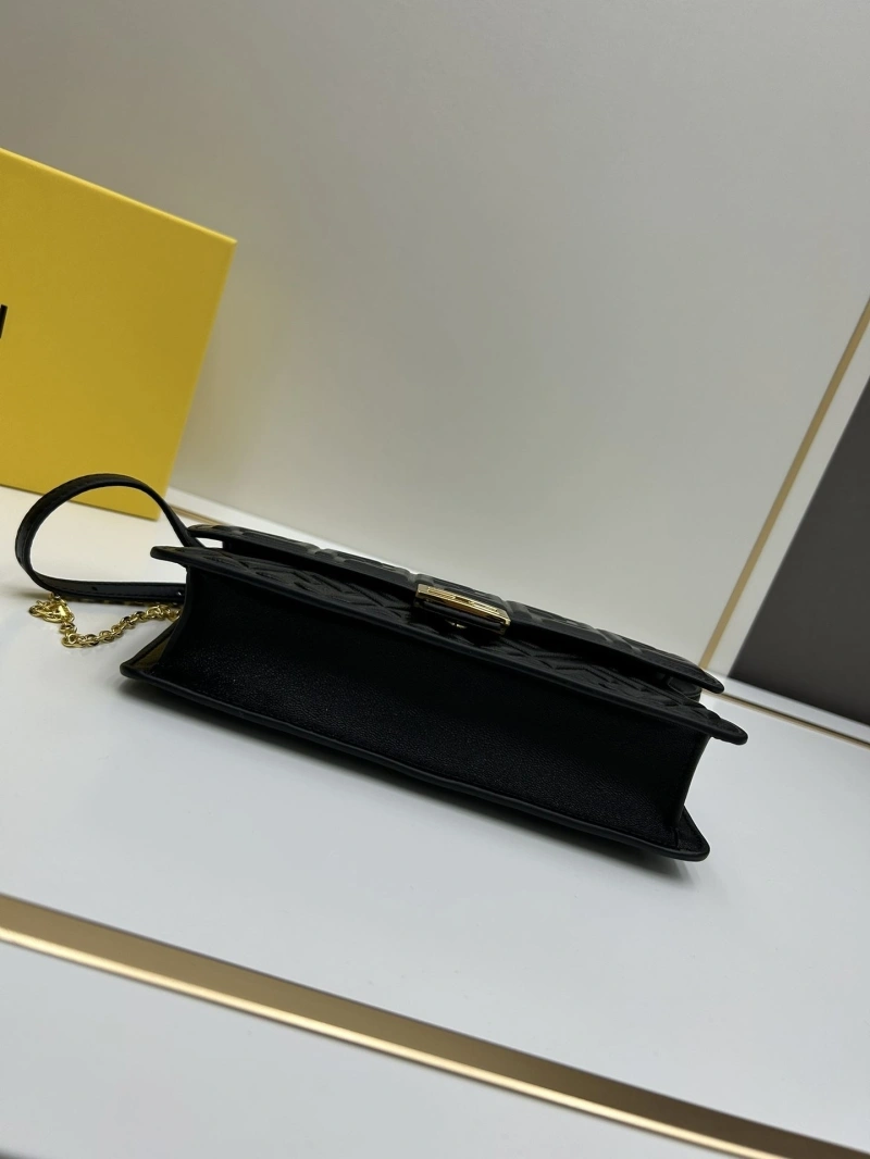 Fendi Satchel Bags 4224-0231