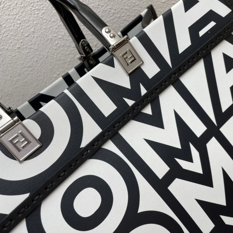 Fendi Shopping Bags 4224-0280