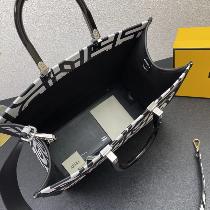 Fendi Shopping Bags 4224-0280