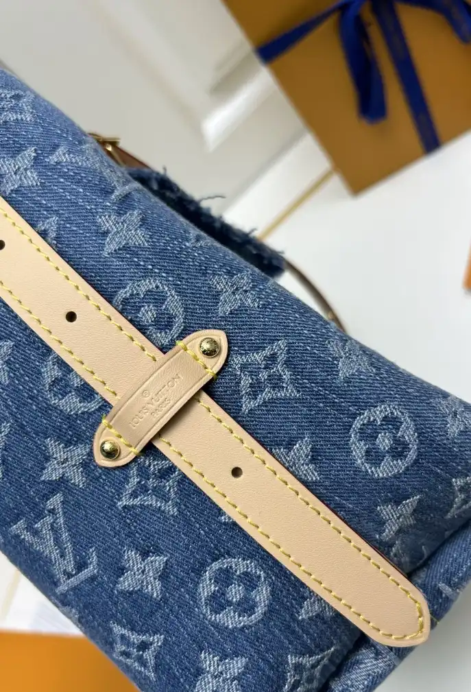 LV Top Handle Bags 4224-0288