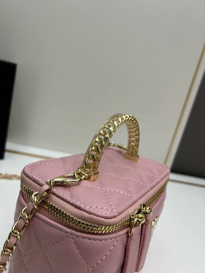 Chanel Cosmetic Bags 4224-0334