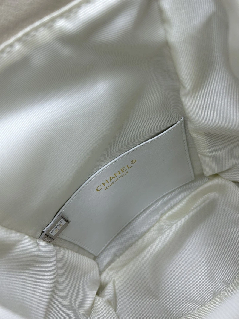 Chanel Backpacks 4224-0337