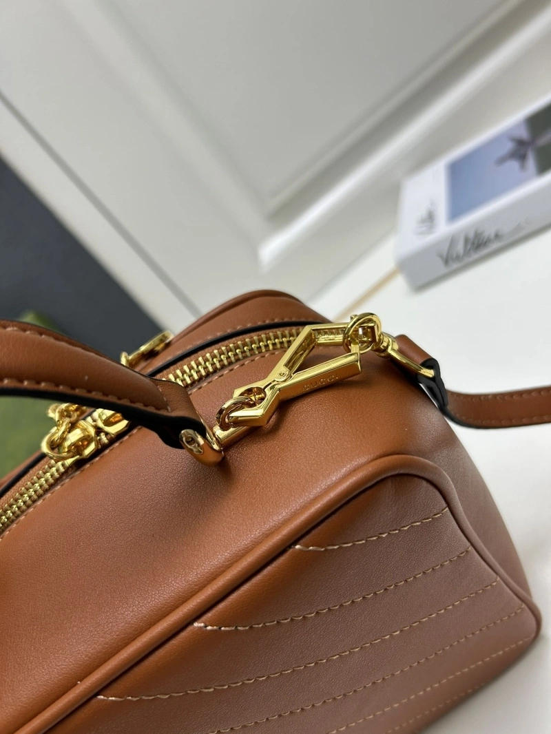 Gucci Top Handle Bags 4224-0395