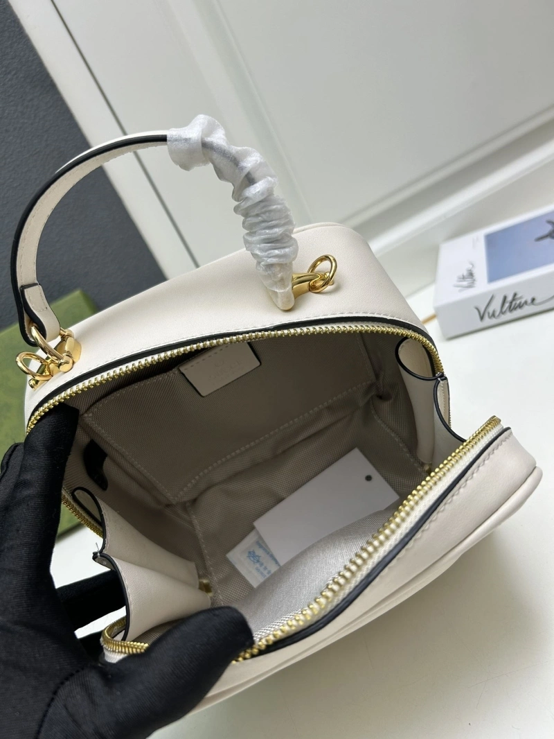 Gucci Top Handle Bags 4224-0396