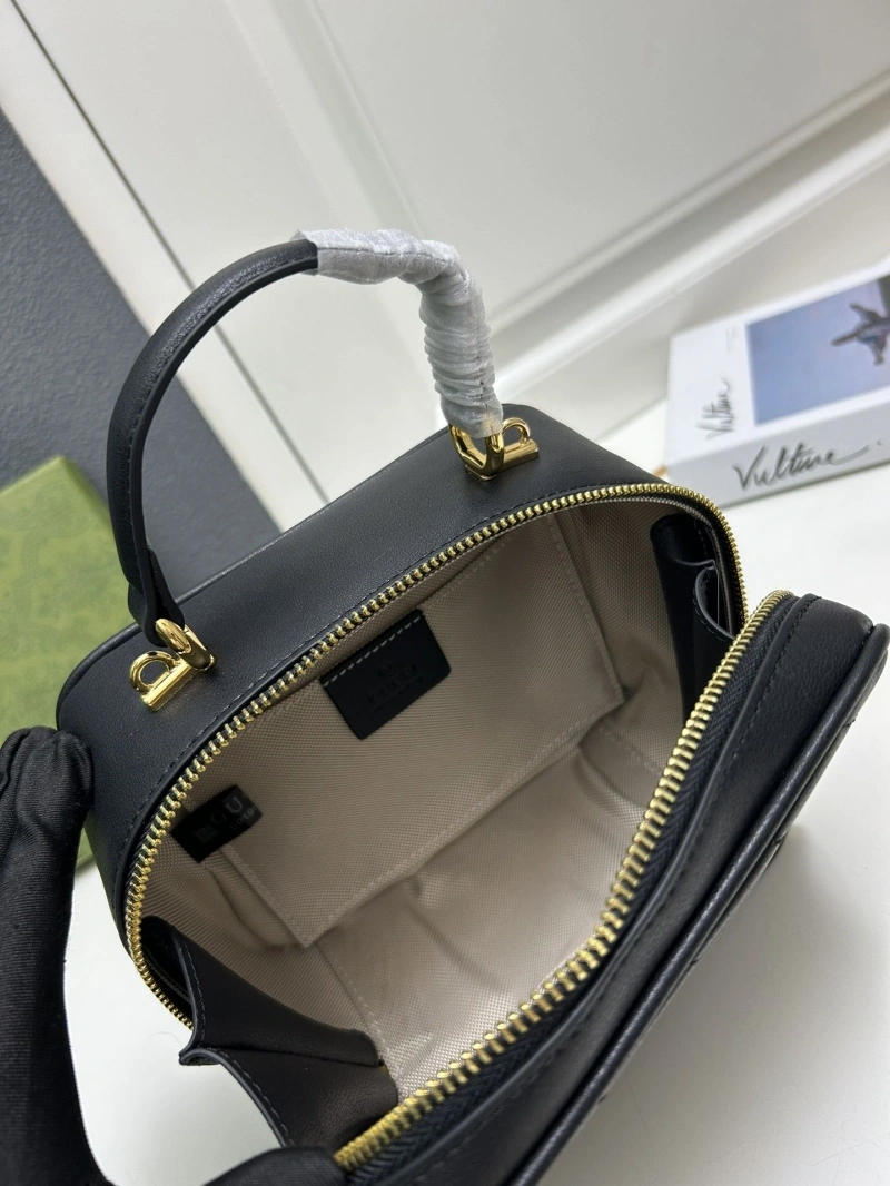 Gucci Top Handle Bags 4224-0397