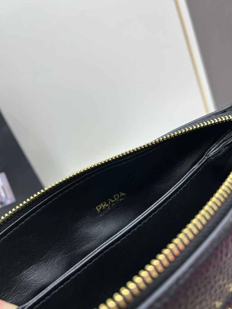 Prada Satchel Bags 4224-0411