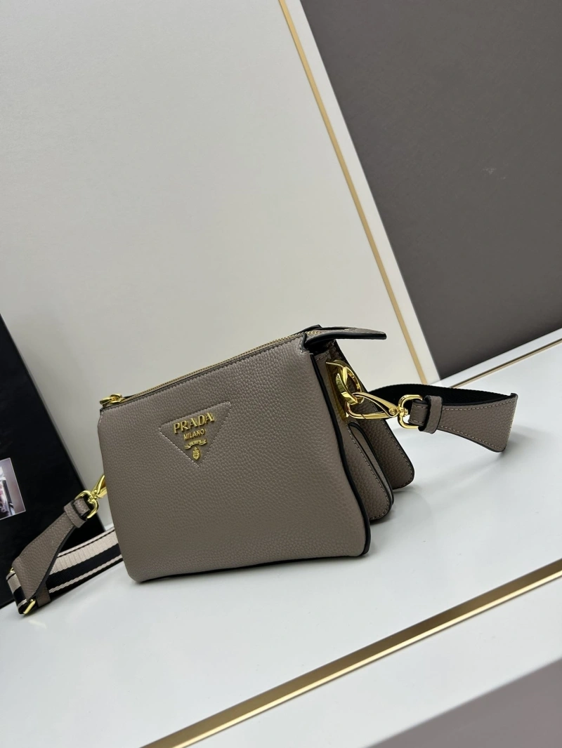 Prada Satchel Bags 4224-0413