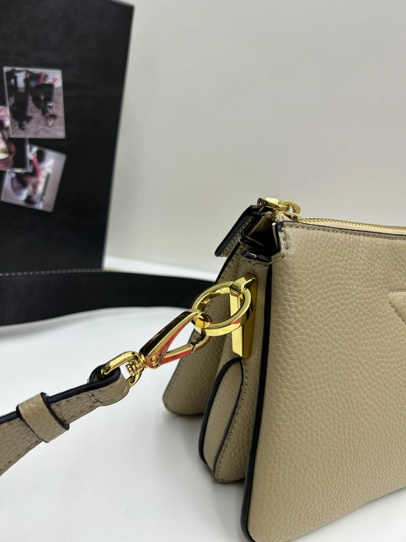 Prada Satchel Bags 4224-0414