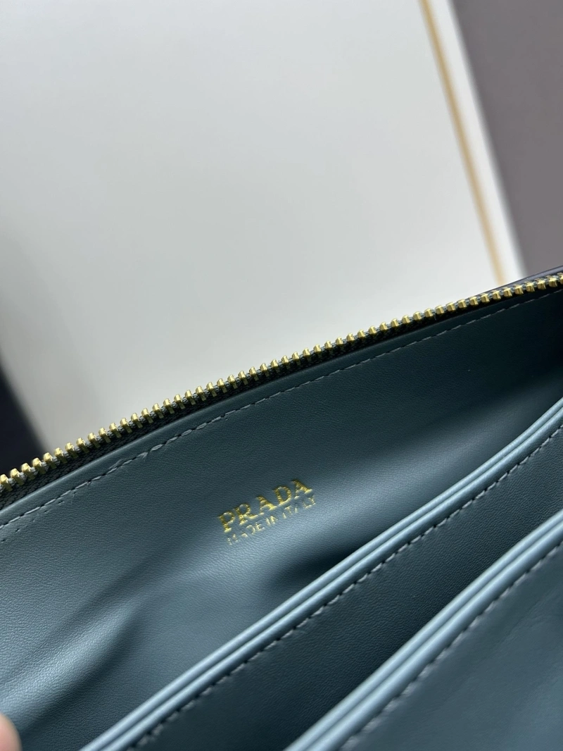 Prada Satchel Bags 4224-0417