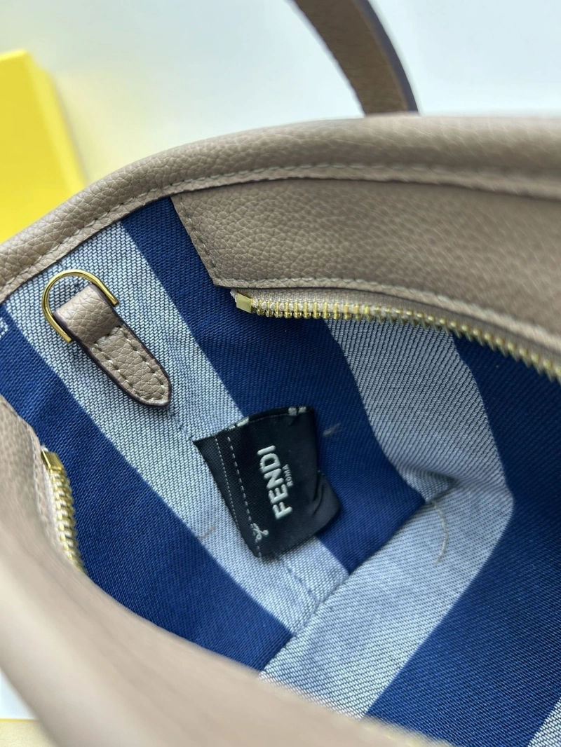 Fendi Top Handle Bags 4224-0419