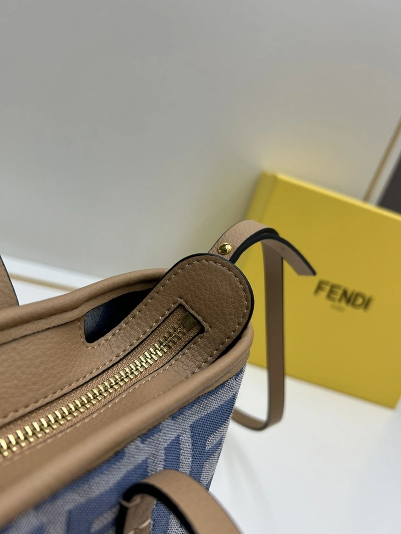 Fendi Top Handle Bags 4224-0500