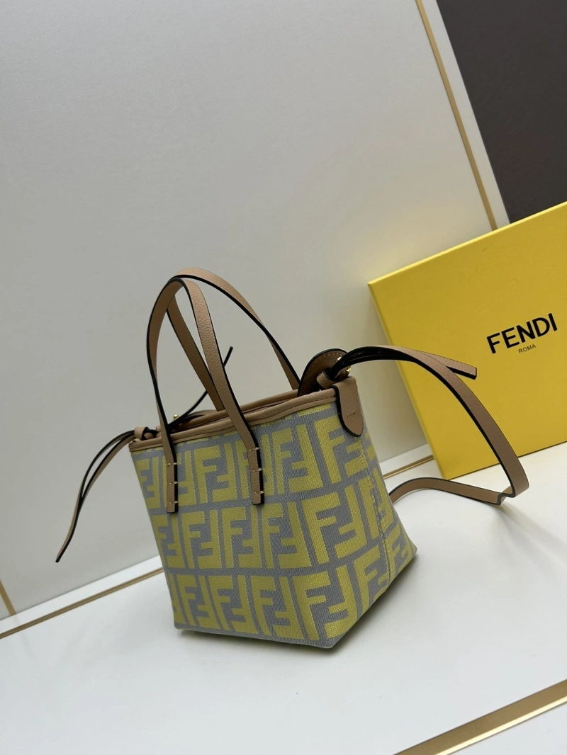Fendi Top Handle Bags 4224-0501
