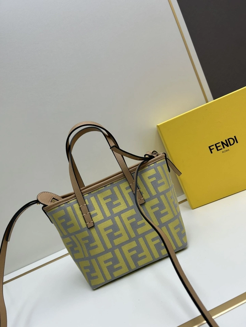 Fendi Top Handle Bags 4224-0501