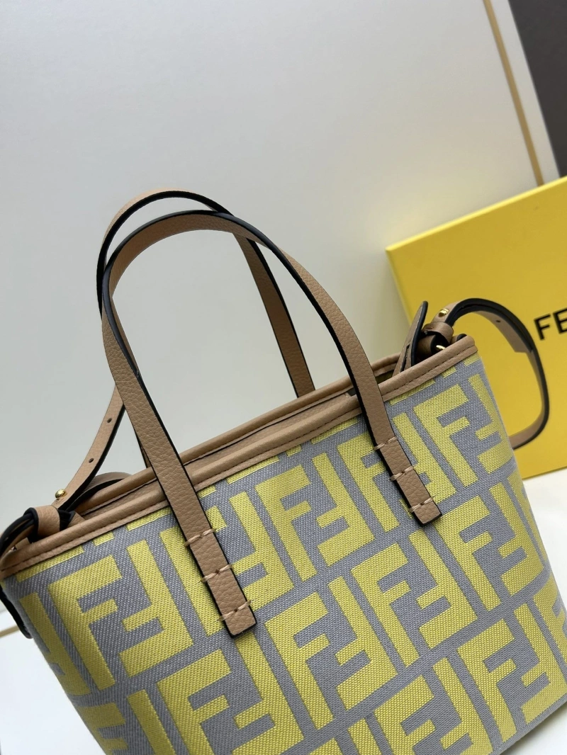 Fendi Top Handle Bags 4224-0501