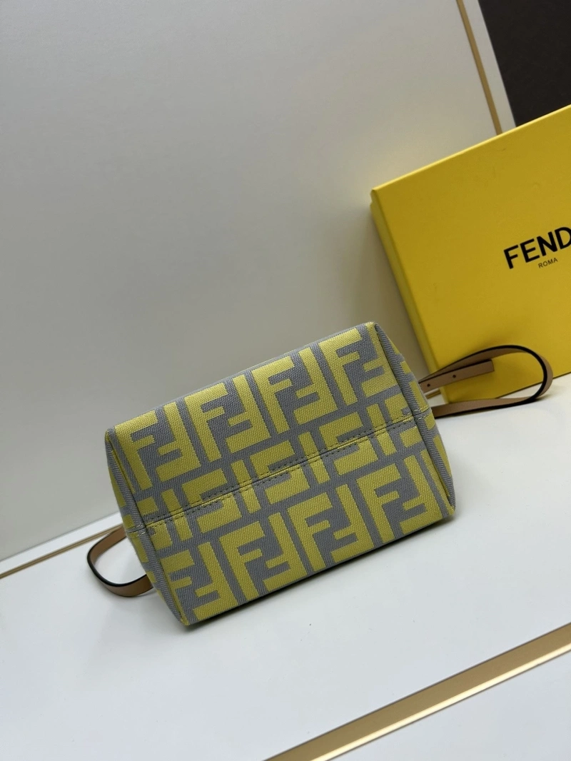 Fendi Top Handle Bags 4224-0501