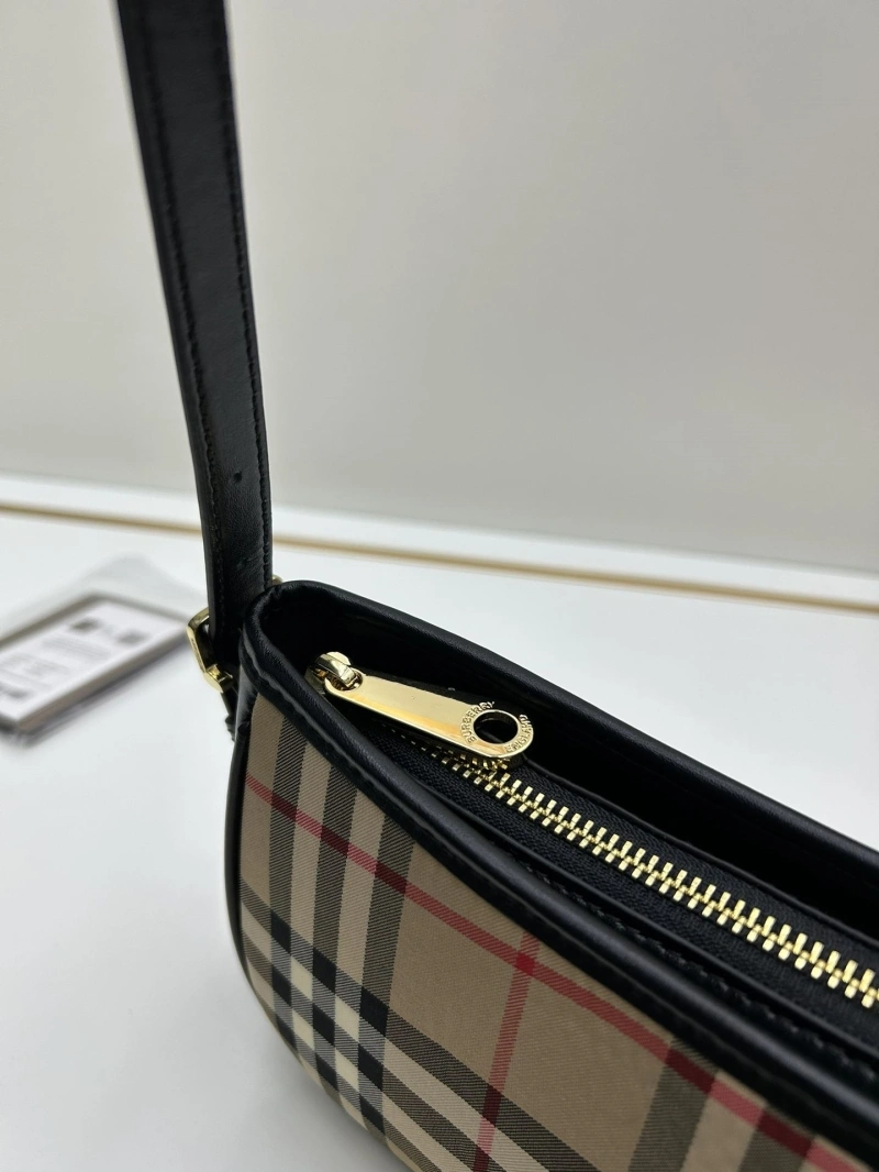 Burberry Top Handle Bags 4224-0506