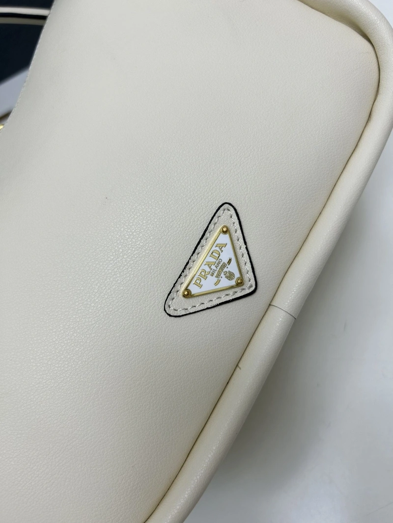 Prada Top Handle Bags 4224-0517