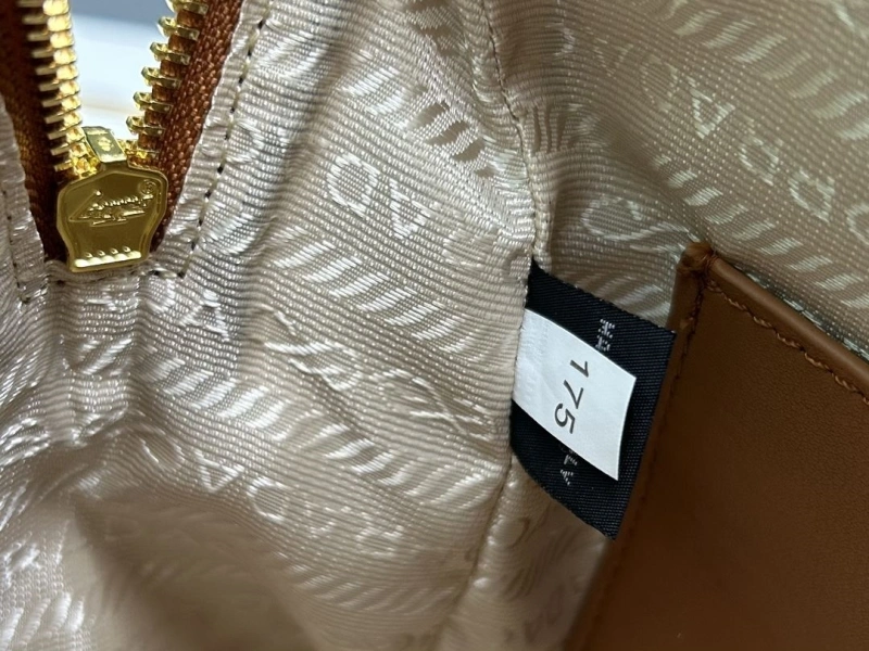 Prada Top Handle Bags 4224-0518