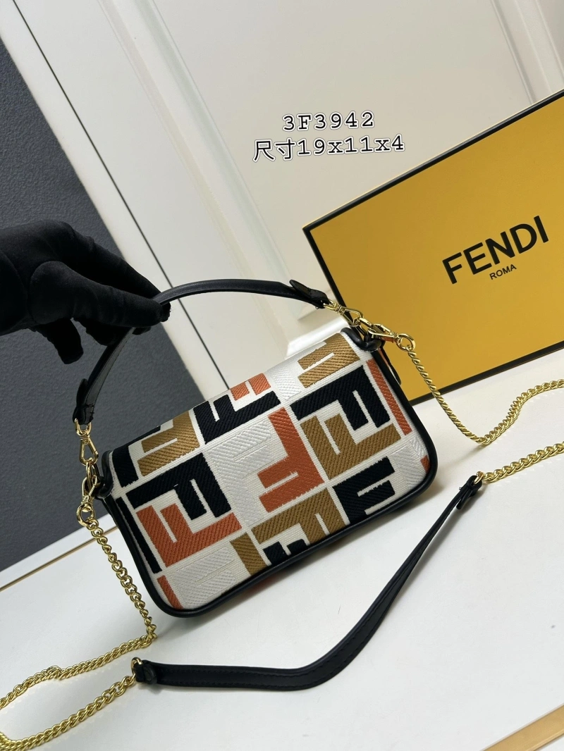 Fendi Baguette Bags 4224-0532