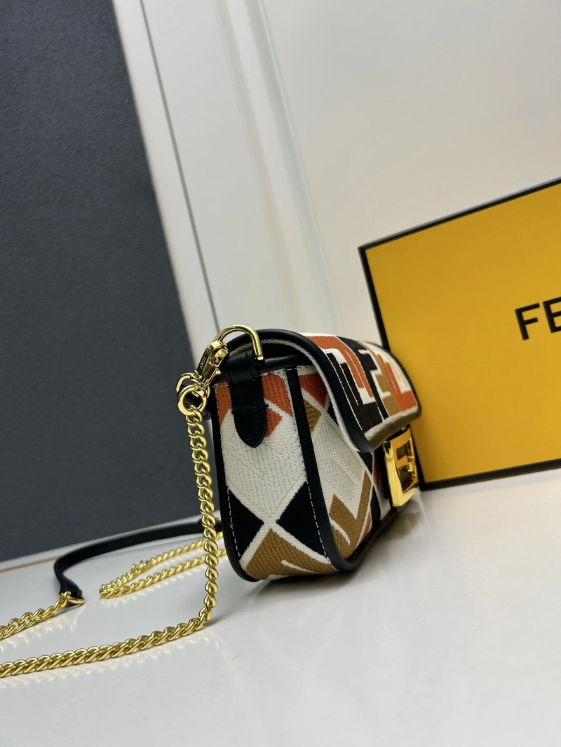 Fendi Baguette Bags 4224-0532