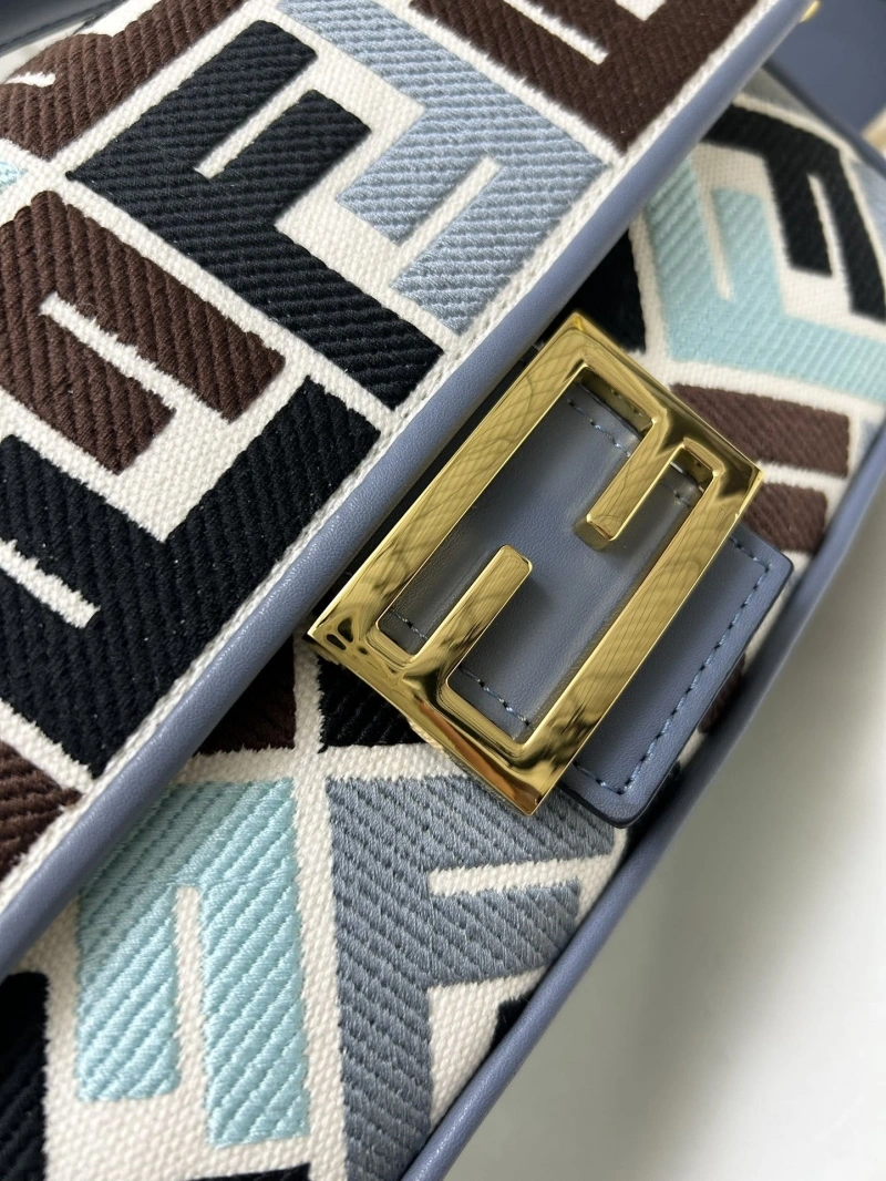 Fendi Baguette Bags 4224-0533