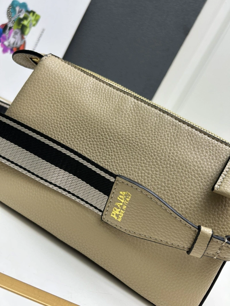 Prada Satchel Bags 4224-0538