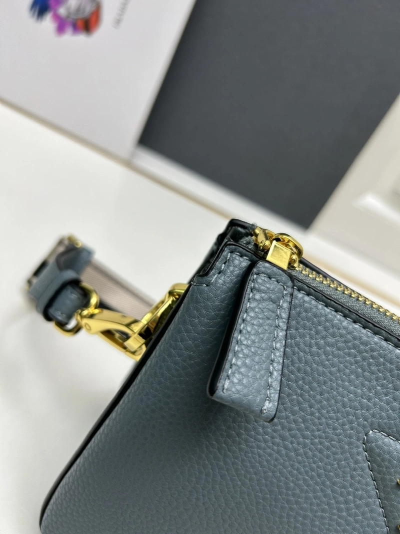 Prada Satchel Bags 4224-0540
