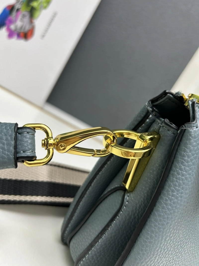 Prada Satchel Bags 4224-0540