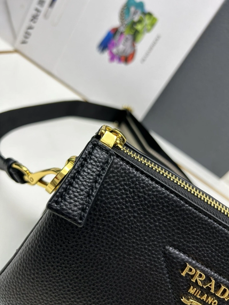 Prada Satchel Bags 4224-0541