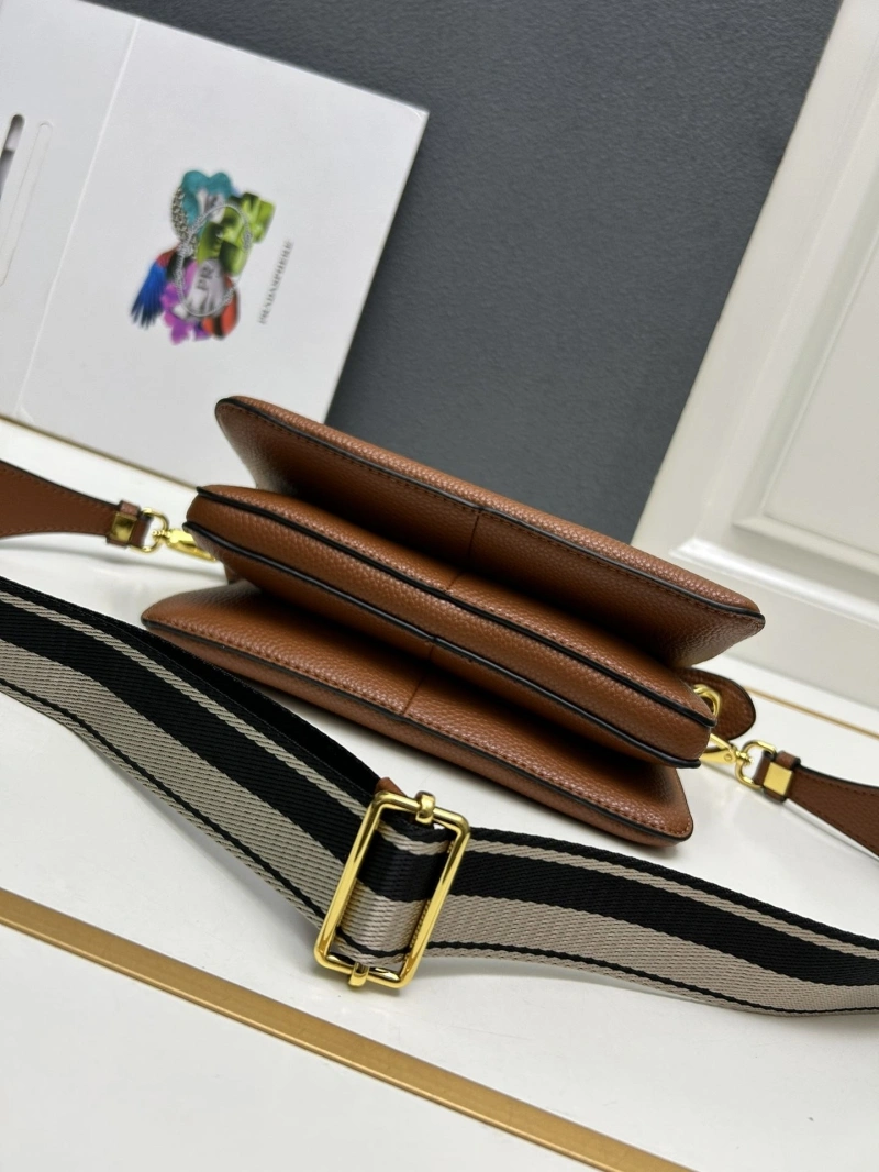 Prada Satchel Bags 4224-0542