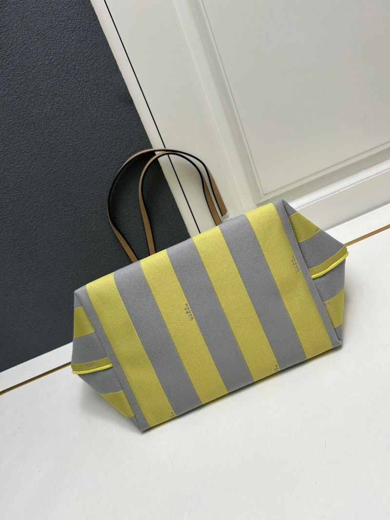 Fendi Shopping Bags 4224-0559