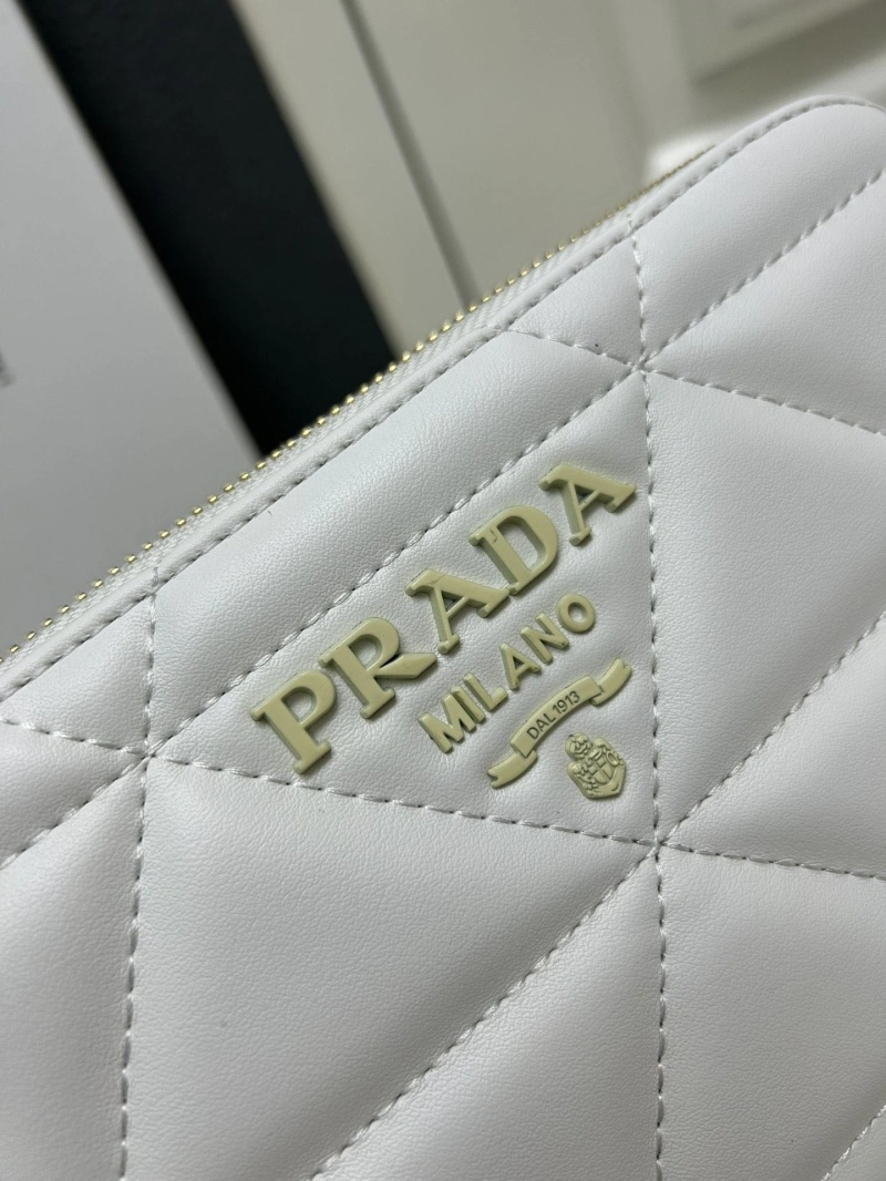 Prada Satchel Bags 4224-0568