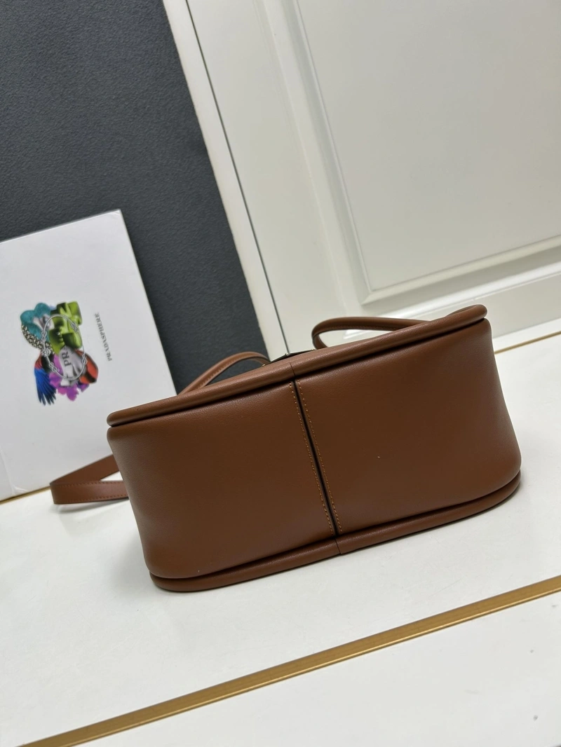 Prada Top Handle Bags 4224-0572