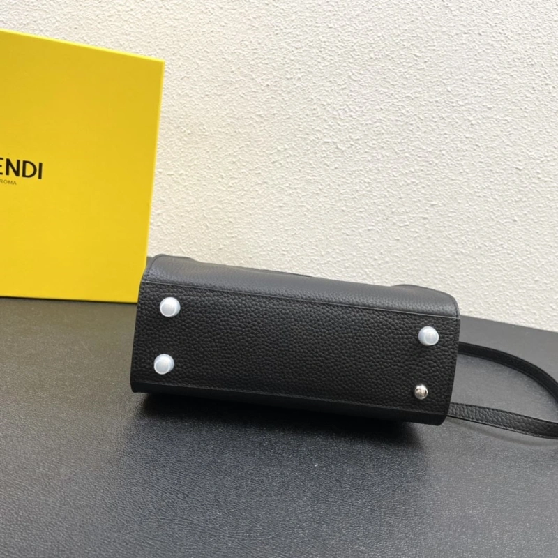 Fendi Top Handle Bags 4224-0576