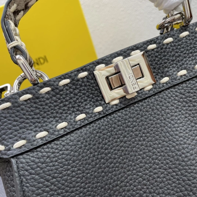 Fendi Top Handle Bags 4224-0576