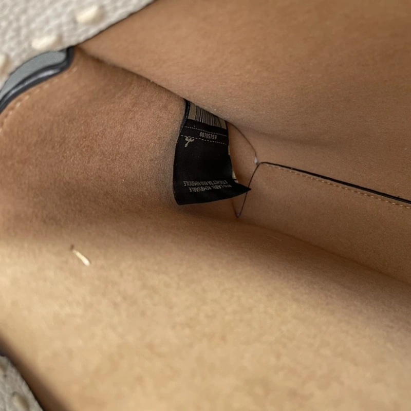 Fendi Top Handle Bags 4224-0577