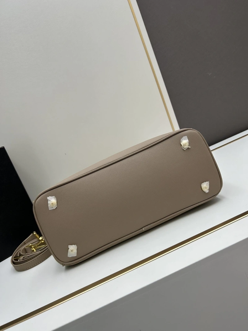 Prada Top Handle Bags 4224-0634