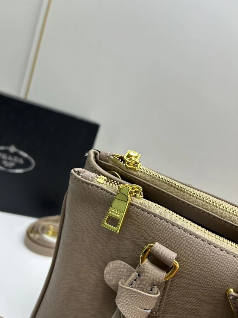 Prada Top Handle Bags 4224-0634