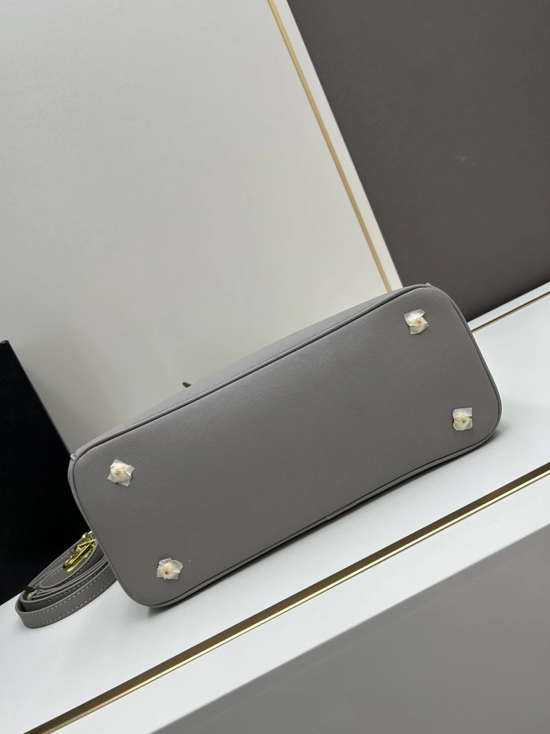Prada Top Handle Bags 4224-0635