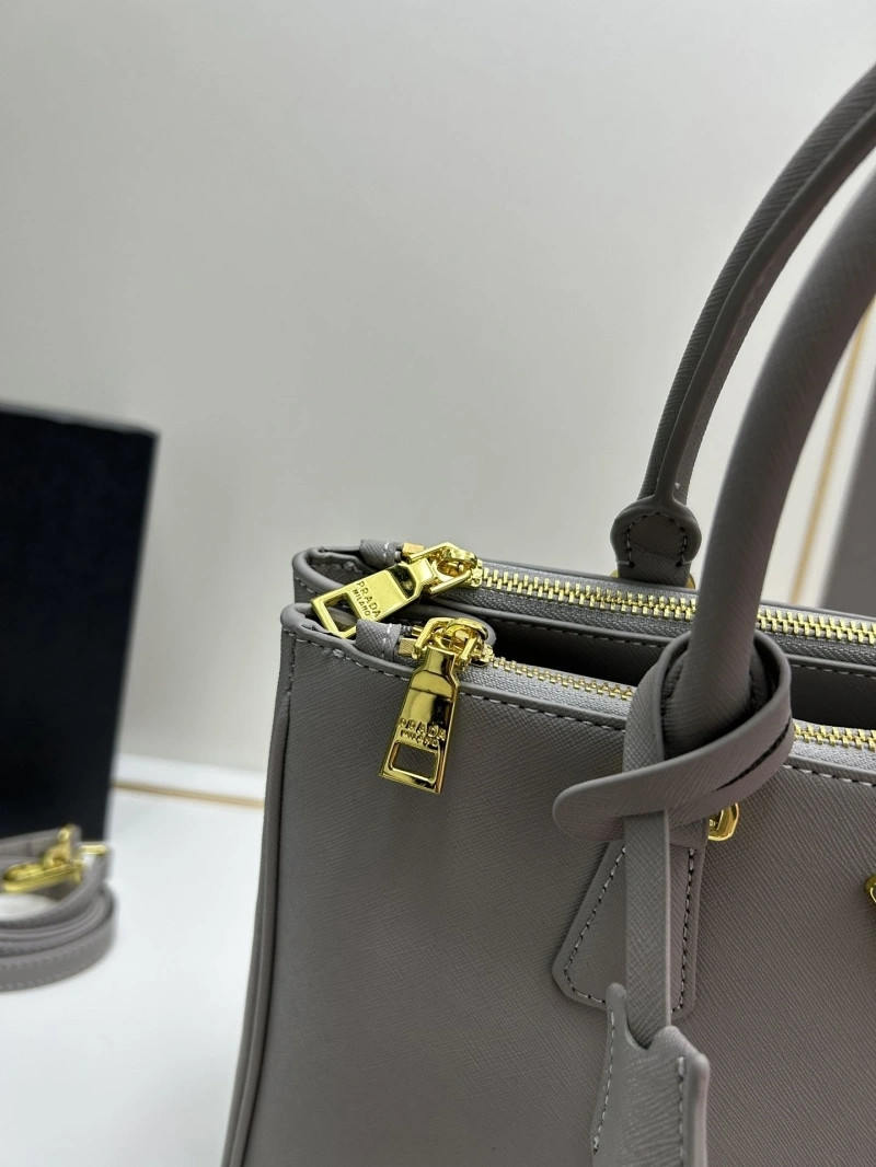 Prada Top Handle Bags 4224-0635