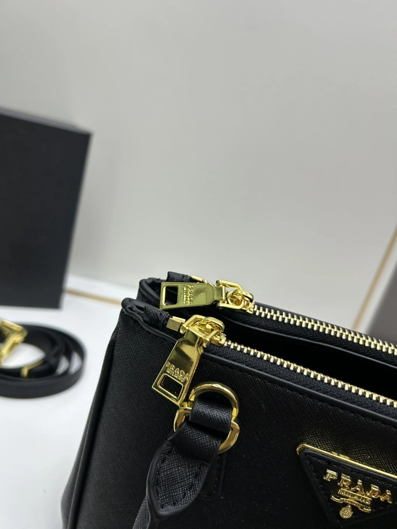 Prada Top Handle Bags 4224-0637