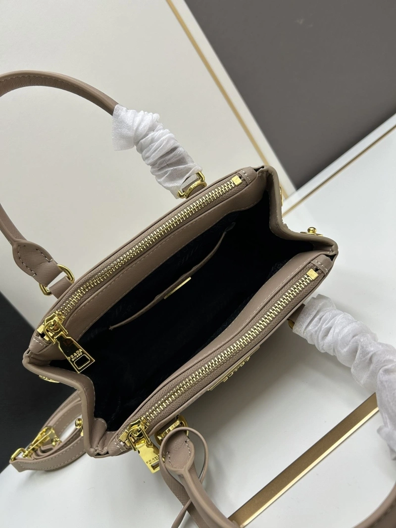 Prada Top Handle Bags 4224-0639