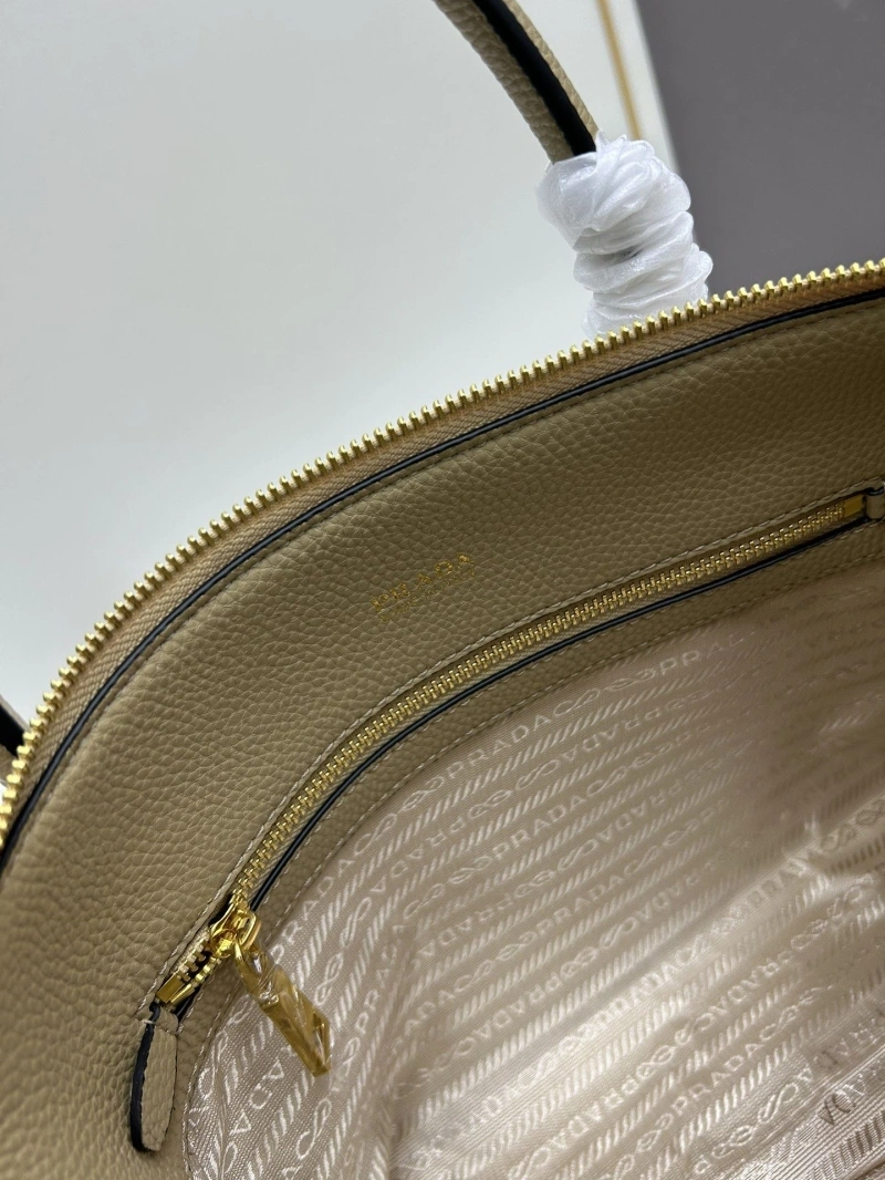 Prada Top Handle Bags 4224-0647