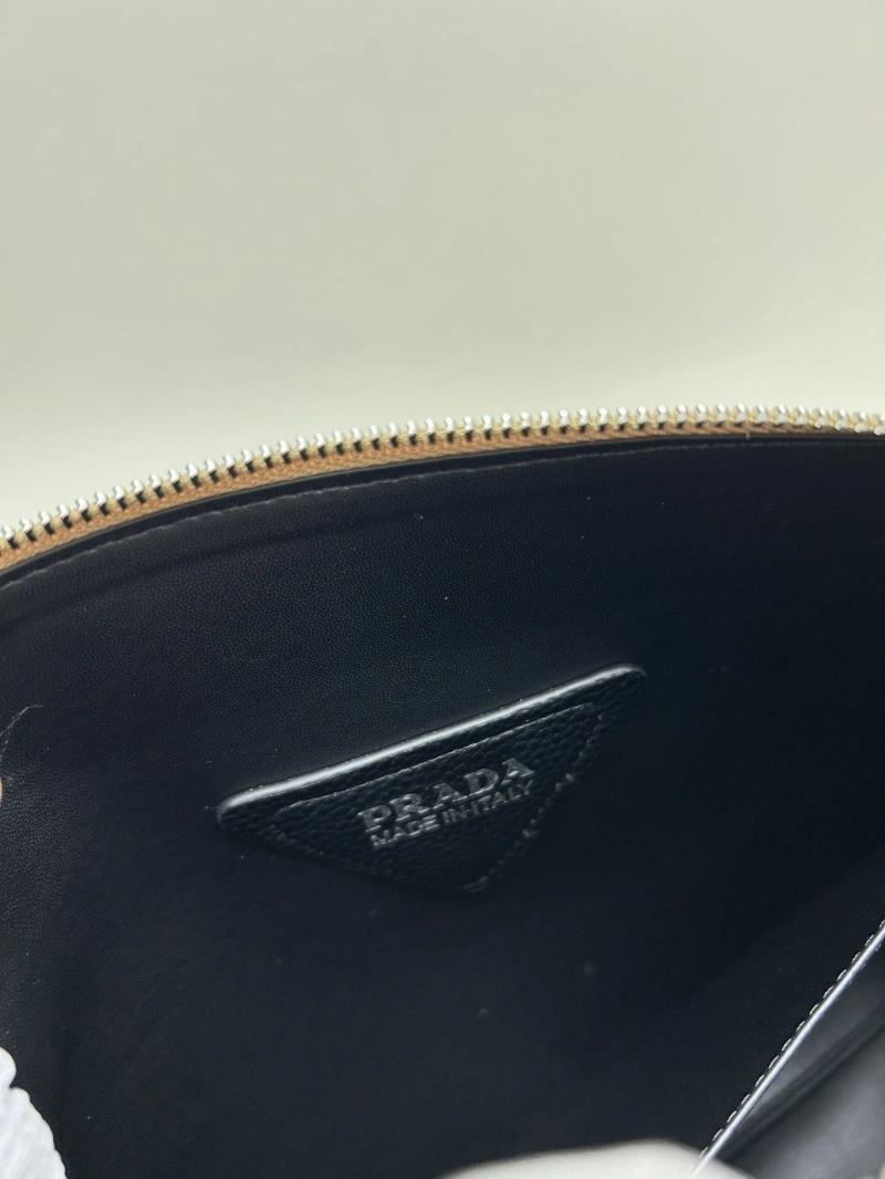 Prada Top Handle Bags 4224-0651