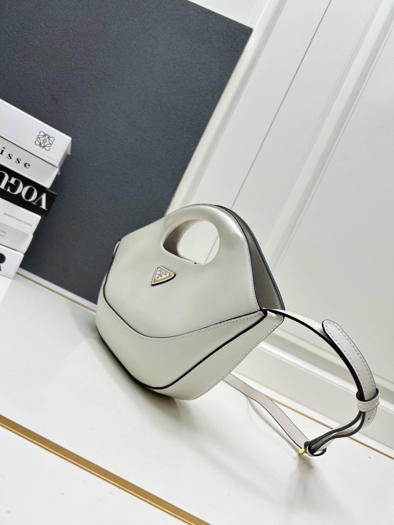 Prada Top Handle Bags 4224-0656