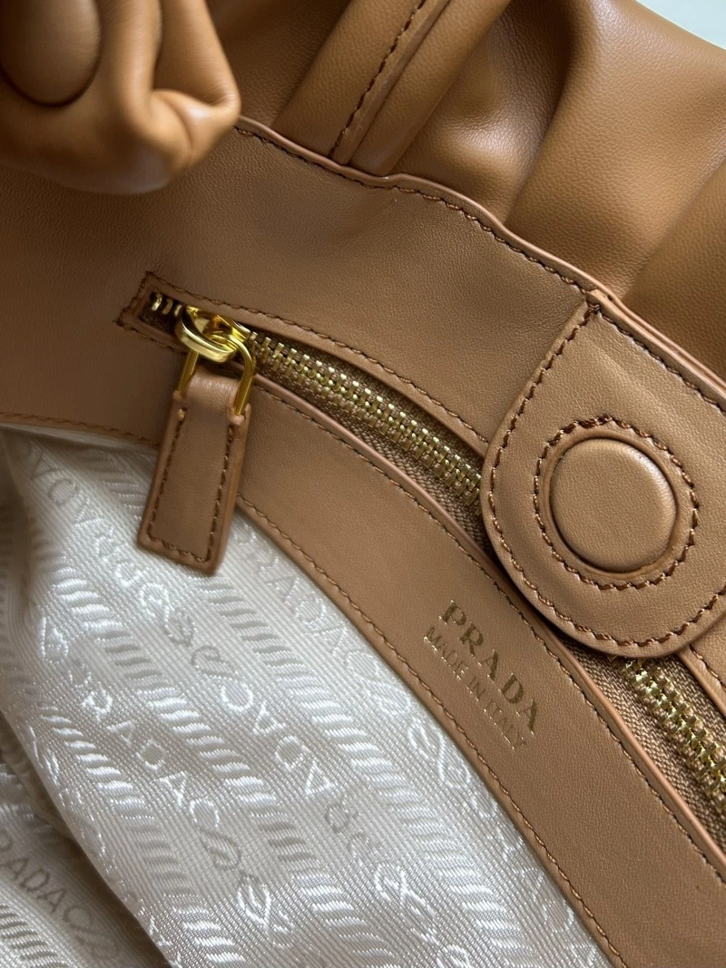 Prada Top Handle Bags 4224-0703