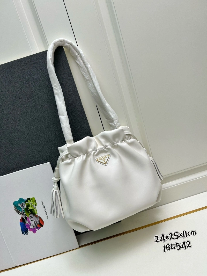 Prada Top Handle Bags 4224-0704