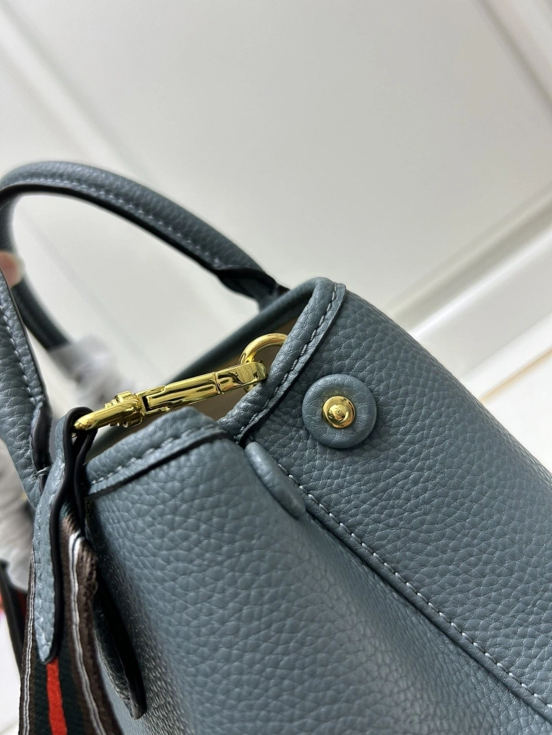 Prada Top Handle Bags 4224-0720